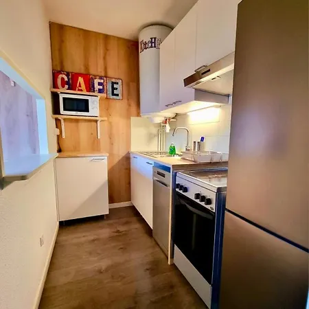 Rosario' Port D'hyeres - Air-conditioned And Wifi Appartement