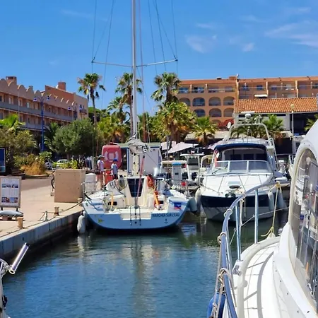 Rosario' Port D'hyeres - Air-conditioned And Wifi *