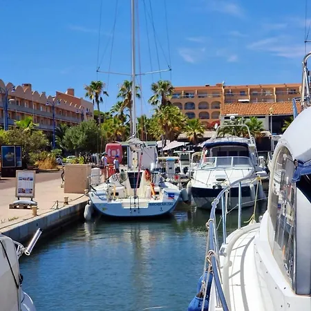 Lägenhet Rosario' Port D'hyeres - Air-conditioned And Wifi